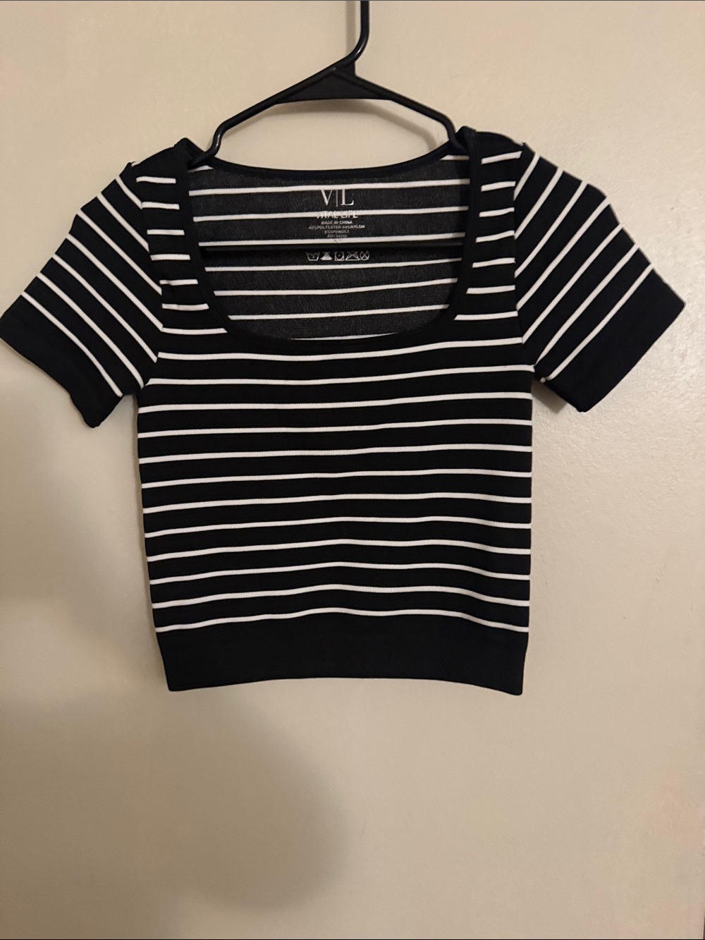Black and White Striped Scoop Neck Crop Top